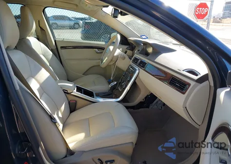 2013 Volvo S80 3.2/3.2 Platinum/3.2 Premier Plus z USA, uszkodzony, nr VIN YV1952AS9D1167018